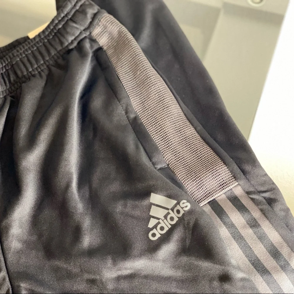 New with tags Adidas pants - Picture 3 of 9